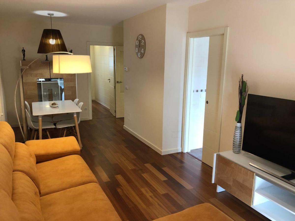 Deluxe Pirineos Apartamento Sabiñánigo Exterior foto